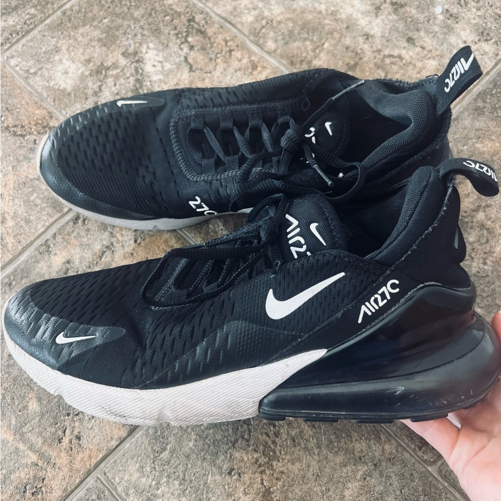 Nike Air Max 270 Black Shoes (9.5w | 8m)